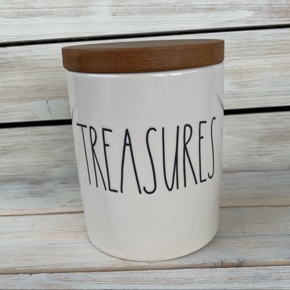 NWT Rae Dunn Treasures Canister